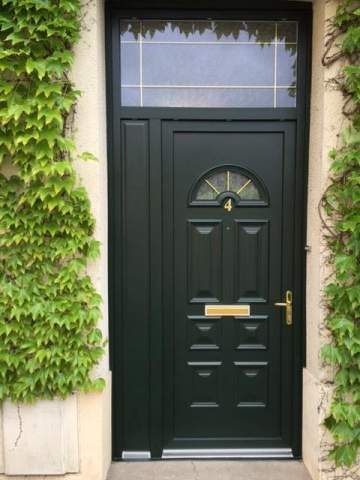 Vente et pose de portes d'entrée sur-mesure Vente et pose de portes d'entrée sur-mesure