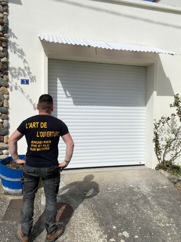 Portes de garage en ALU à Castanet-Tolosan : Choisissez L'Art de l'Ouverture pour votre confort et sécurité Portes de garage en ALU à Castanet-Tolosan : Choisissez L'Art de l'Ouverture pour votre confort et sécurité