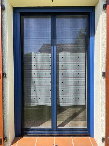 Moustiquaires toile plissée sur mesure
